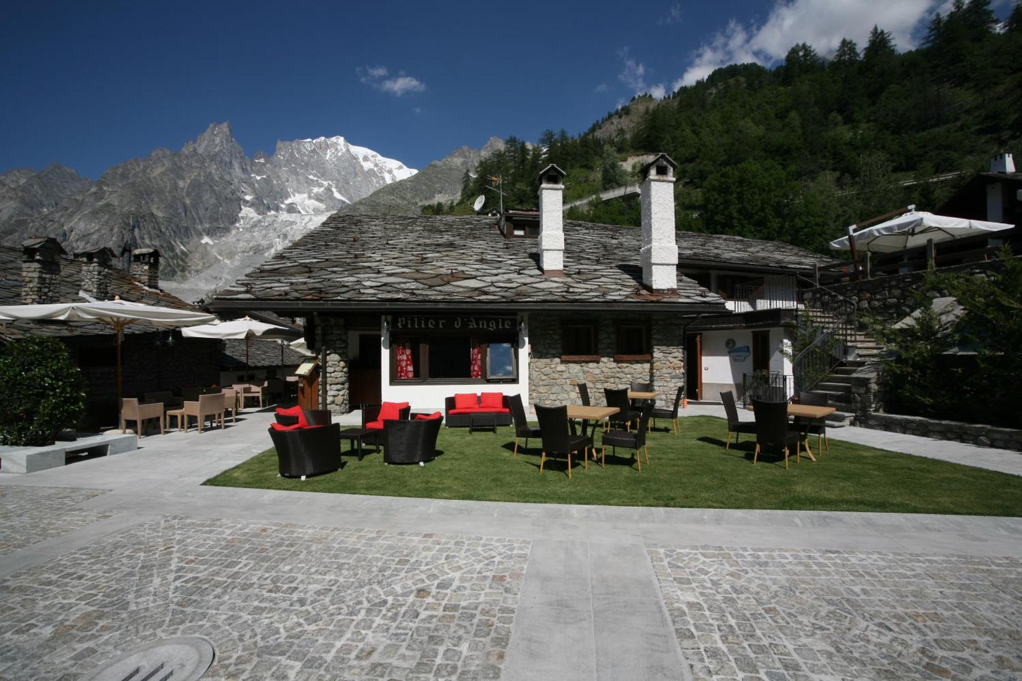 Hotel Pilier D'Angle & Wellness Courmayeur Eksteriør bilde