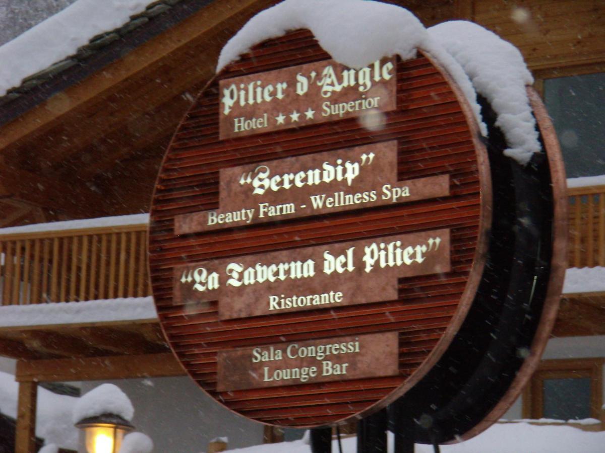 Hotel Pilier D'Angle & Wellness Courmayeur Eksteriør bilde